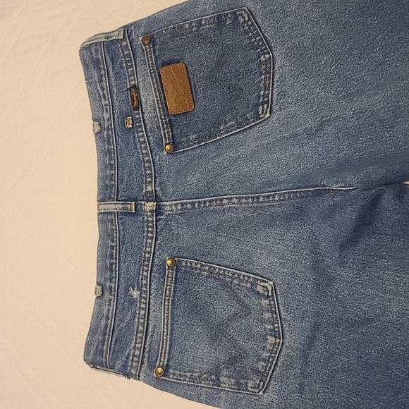 Men's Wrangler Jeans, Clean No Stains, - Picture 3 of 4